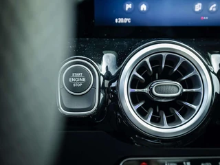Mercedes-Benz GLA – thumbnail 26