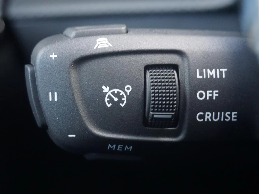 Peugeot 208 – foto 19