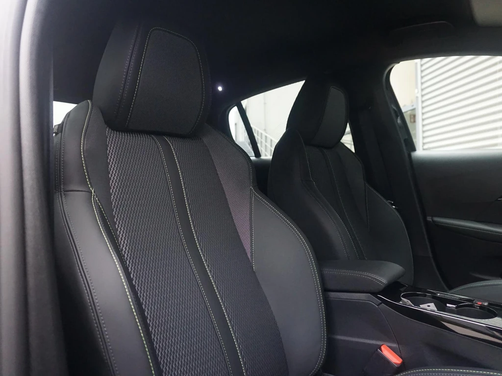 Peugeot 208 – foto 42