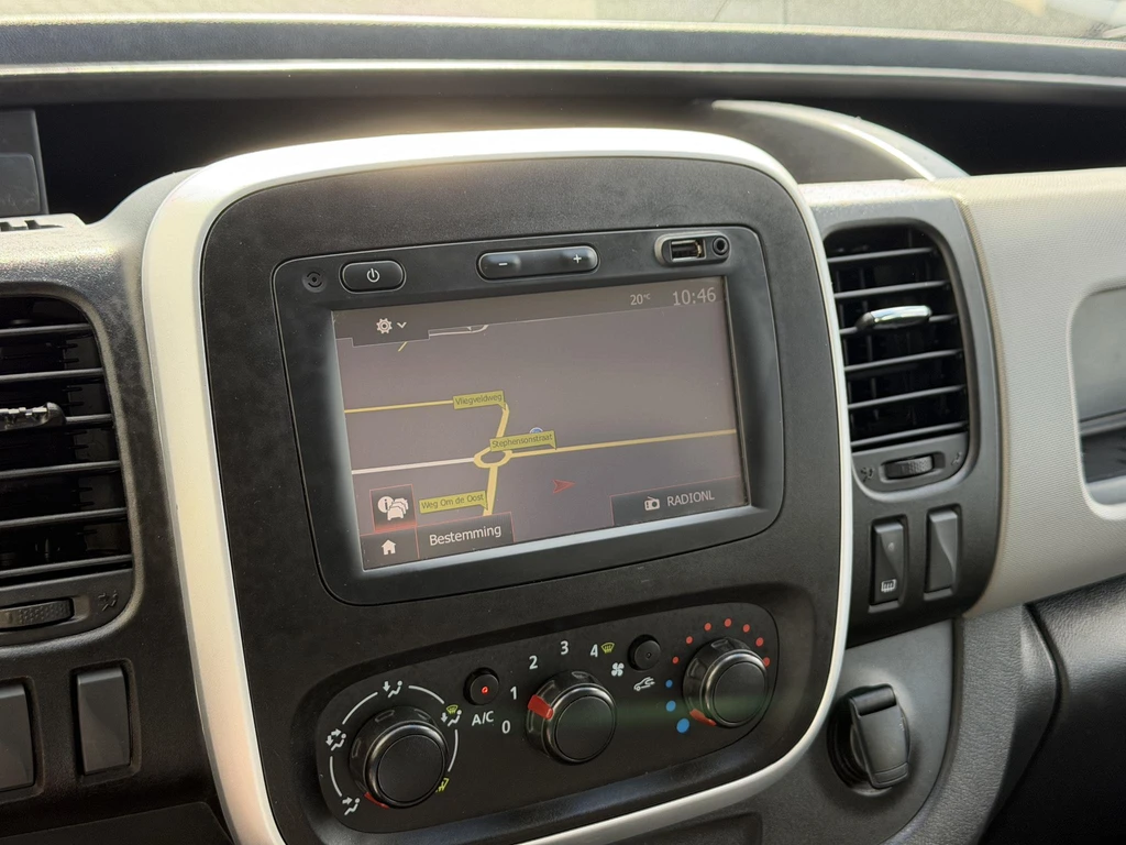 Renault Trafic – foto 16