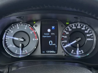 Toyota Hilux – thumbnail 37