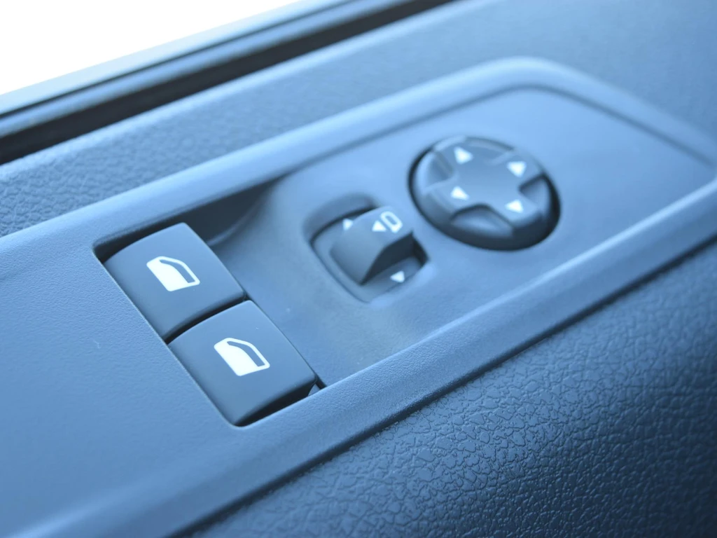 Peugeot e-Expert – foto 17