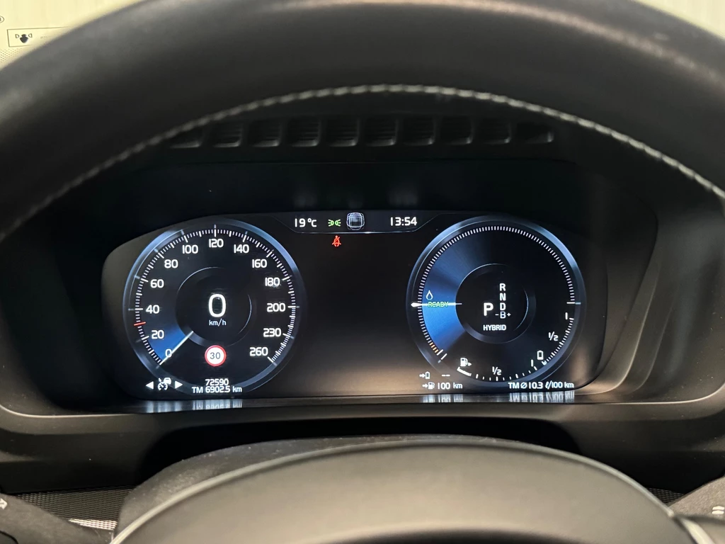 Volvo XC90 – foto 23