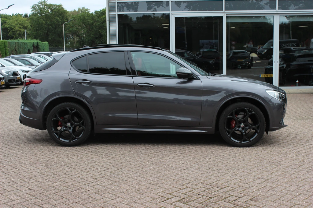 Alfa Romeo Stelvio – foto 5