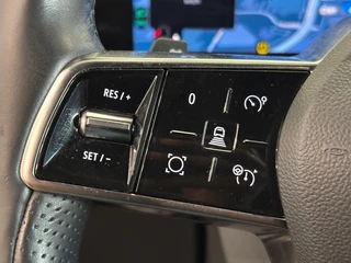 Renault Megane E-Tech – thumbnail 15