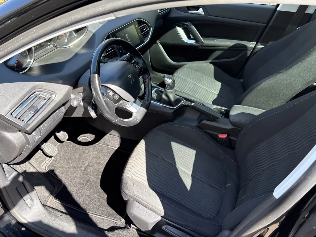 Peugeot 308 – foto 12