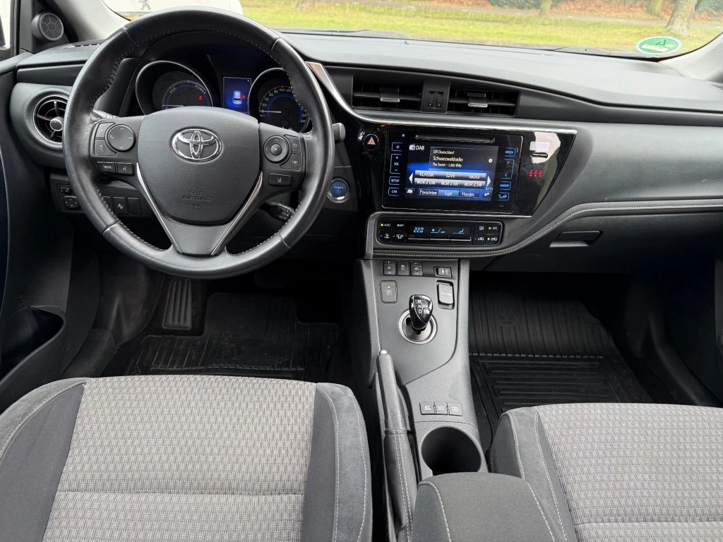 Toyota Auris – foto 19