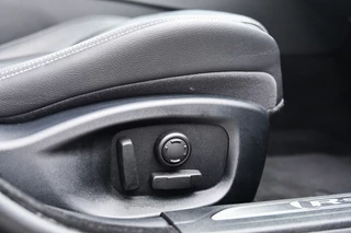 Jaguar XE – thumbnail 22