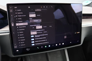 Tesla Model X – thumbnail 26