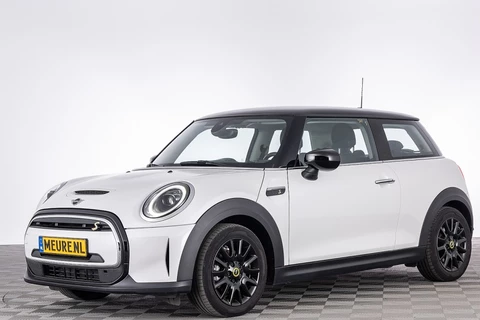 MINI Electric Mini Cooper SE 33 kWh | LEDER | Sportstoelen | Full LED | NAVI | SOH: 98% | .