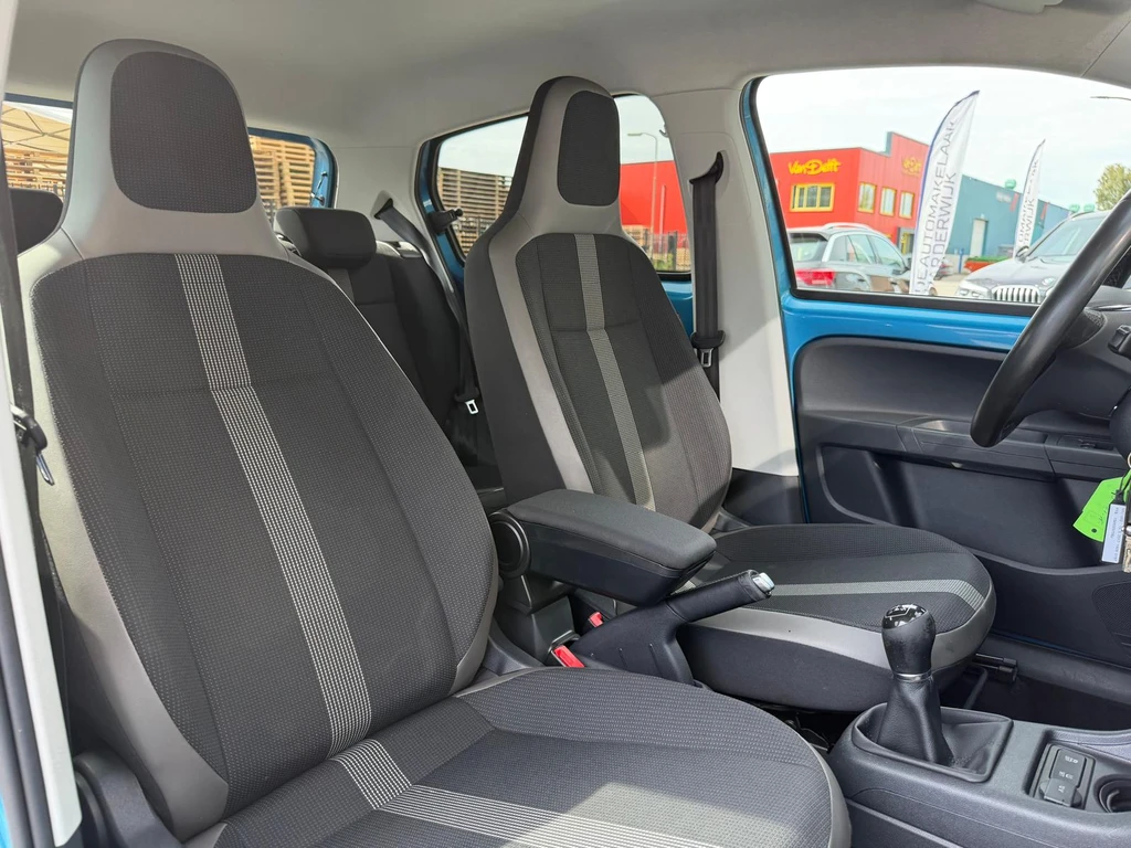 Volkswagen up! – foto 30