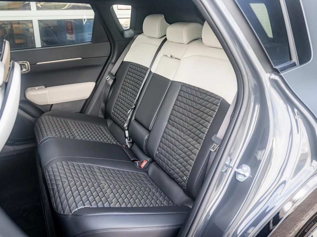 Kia EV4 – foto 16