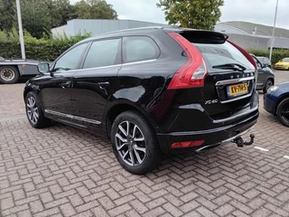 Volvo XC60 – thumbnail 3