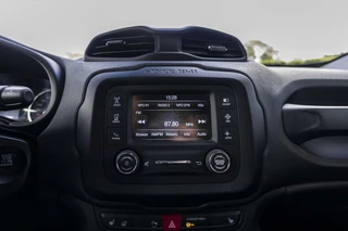 Jeep Renegade – thumbnail 25