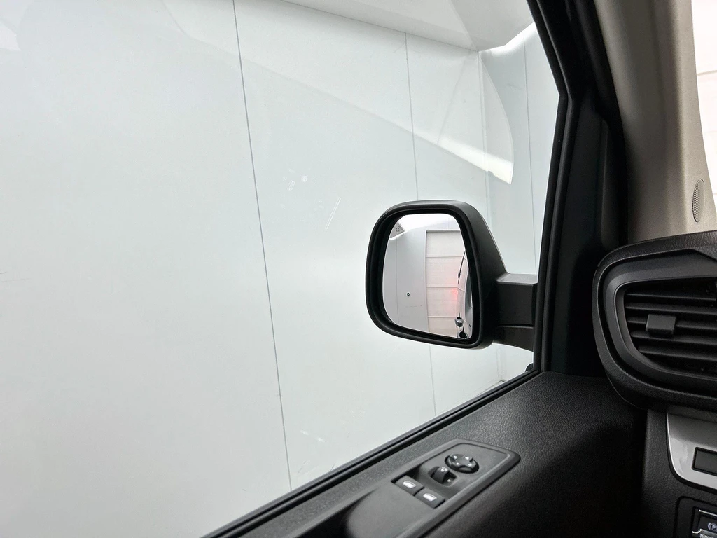 Opel Vivaro – foto 17