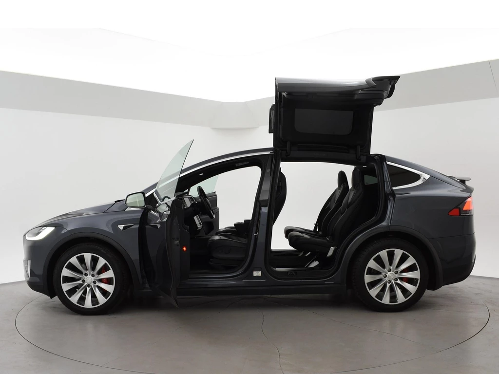 Tesla Model X – foto 4