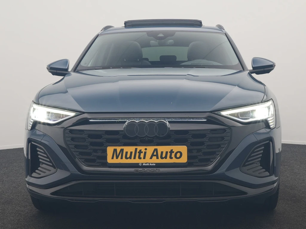 Audi Q8 Sportback e-tron – foto 10