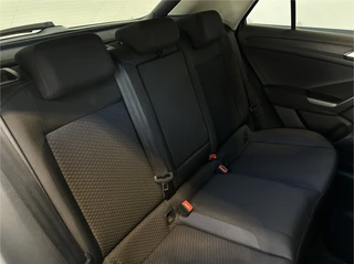 Volkswagen T-Roc – thumbnail 29