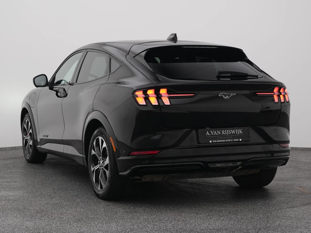 Ford Mustang Mach-E – foto 4