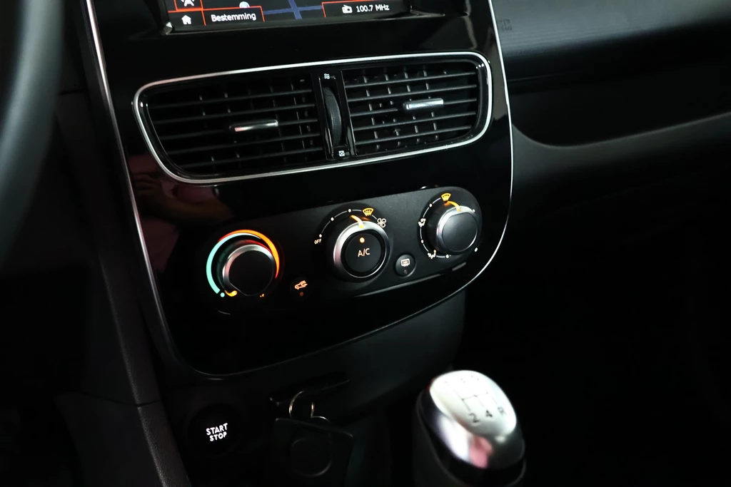 Renault Clio – foto 17