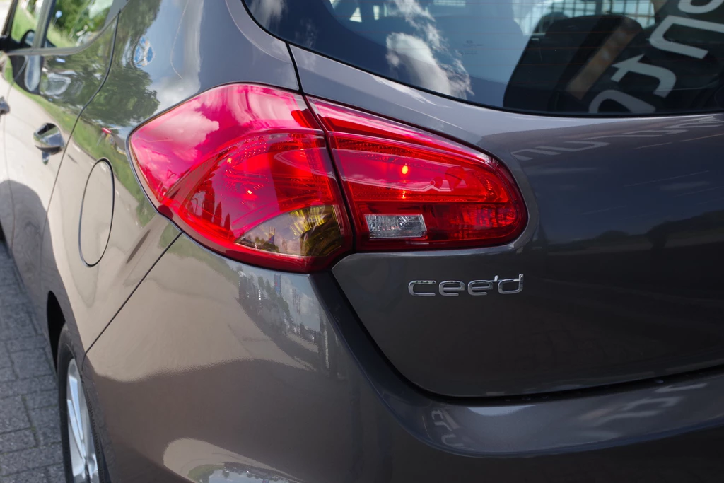 Kia cee'd – foto 22