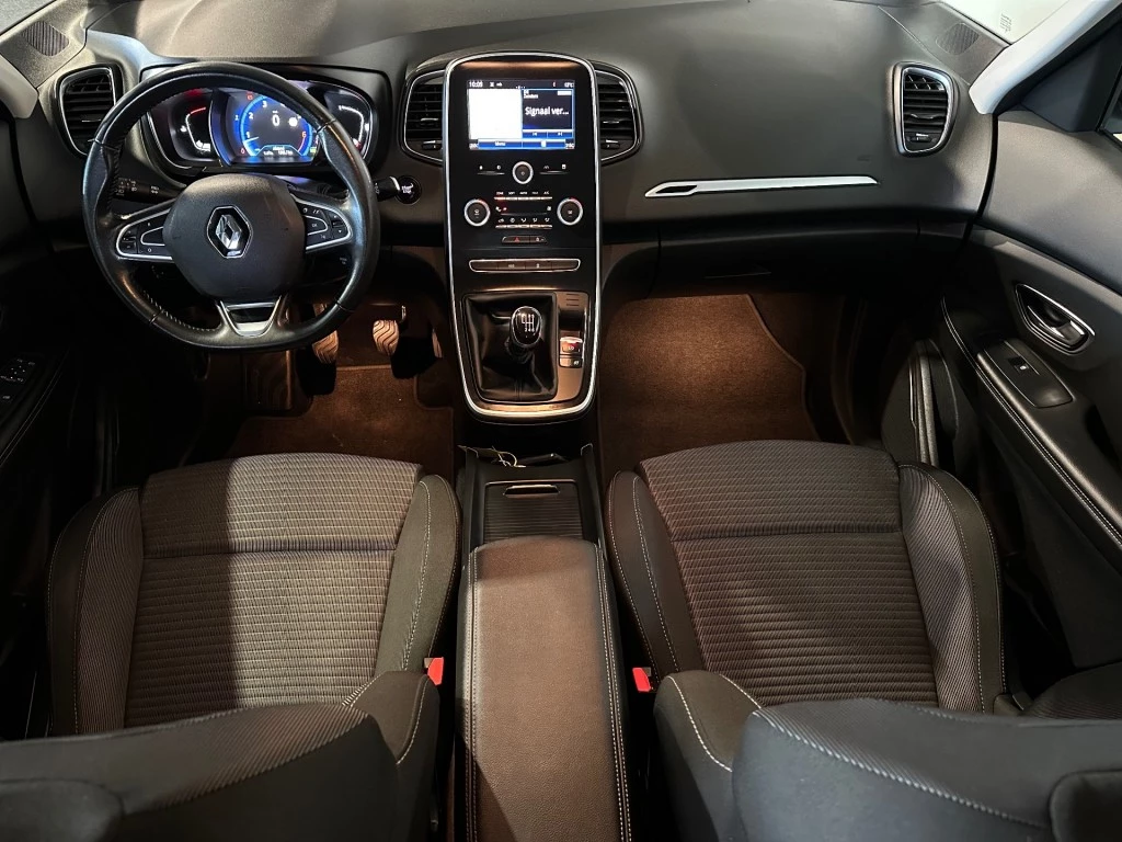 Renault Scénic – foto 12