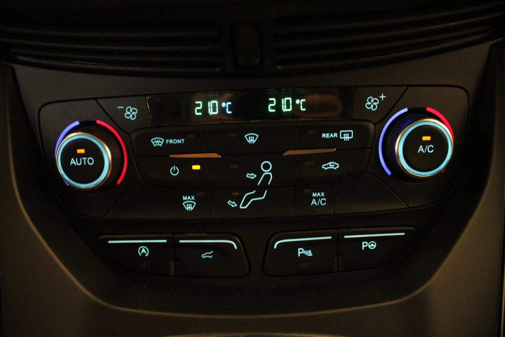 Ford Kuga – foto 9
