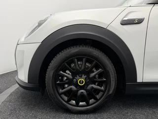 MINI Electric – thumbnail 26