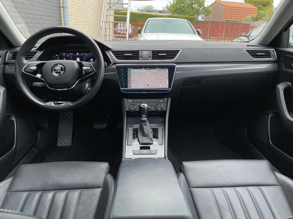 Škoda Superb – foto 17