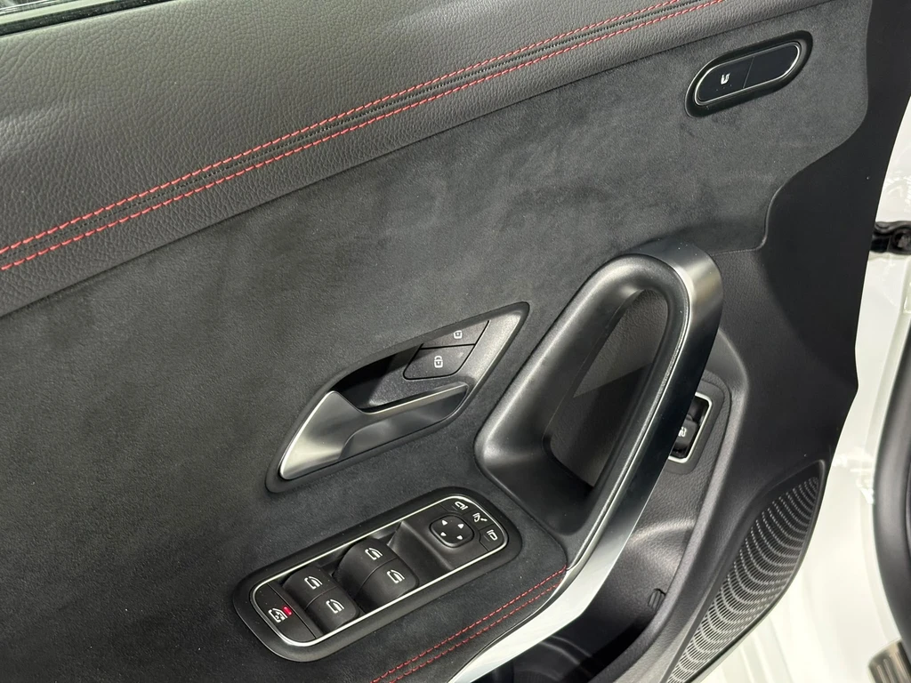 Mercedes-Benz CLA – foto 27