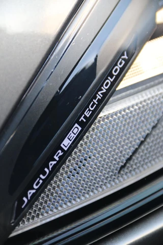 Jaguar I-PACE – thumbnail 16