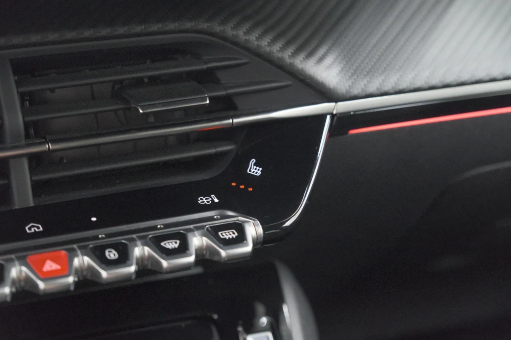 Peugeot 208 – foto 17