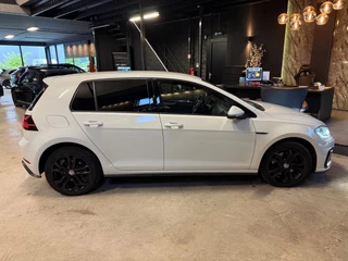 Volkswagen Golf – thumbnail 7