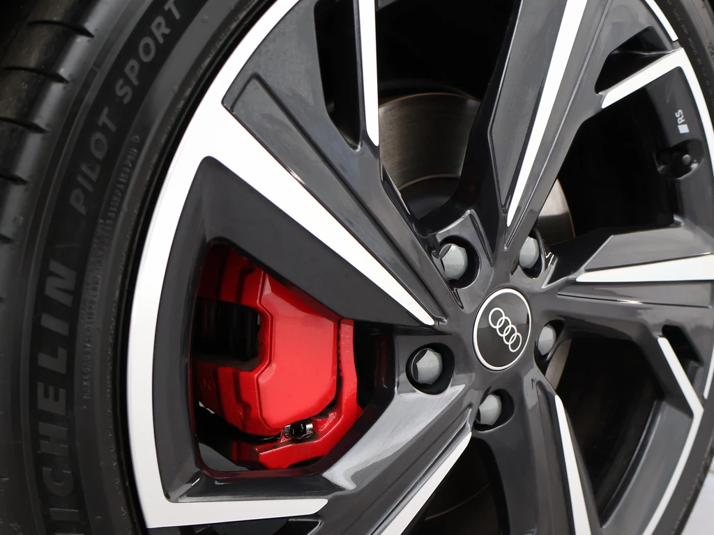 Audi A6 Avant e-tron – foto 24