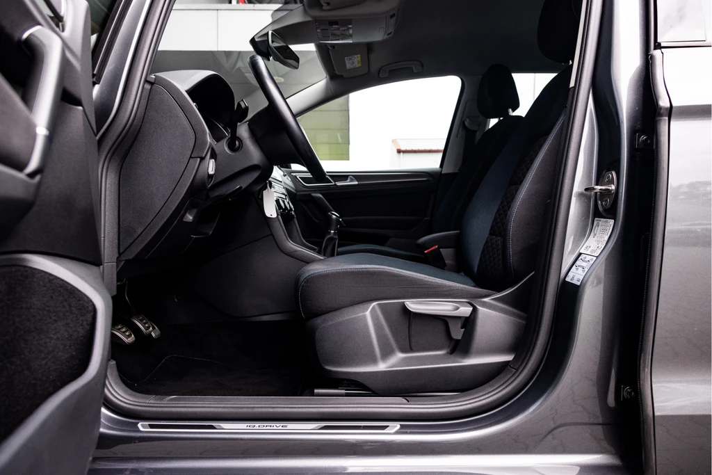 Volkswagen Golf Sportsvan – foto 31