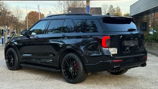 Ford Explorer – thumbnail 3