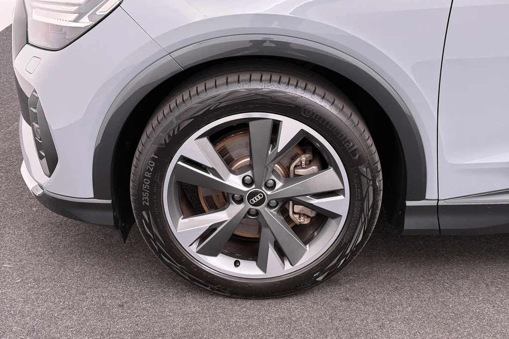 Audi Q4 e-tron – foto 8