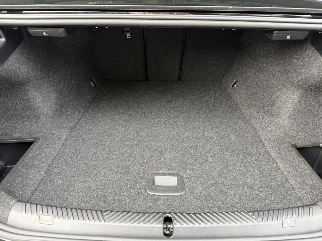 BMW i5 – foto 30
