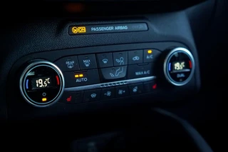 Ford Kuga – thumbnail 22