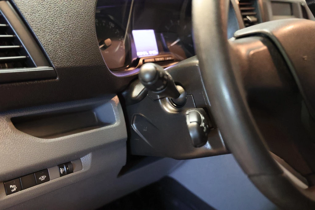 Opel Vivaro – foto 15