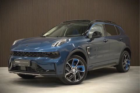 Lynk & Co 01 1.5 | Panoramadak | Stoelverwarming | Keyless | Apple Carplay | Memory Seat | Adaptive Cruise Control | Infinity | Navigatie | 360 Camera | Parkeersensoren | Ambiance Verlichting | SOH 94,2%