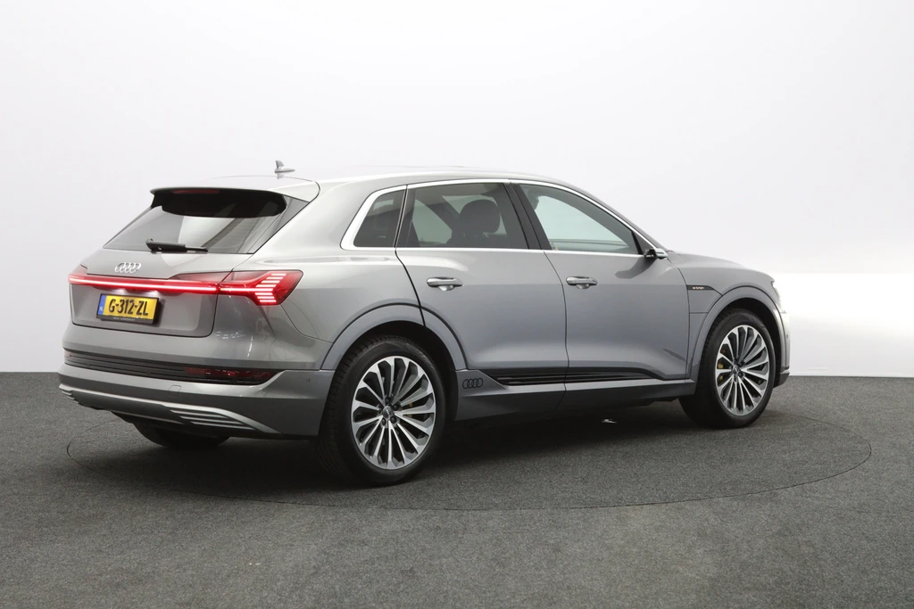 Audi e-tron – foto 5