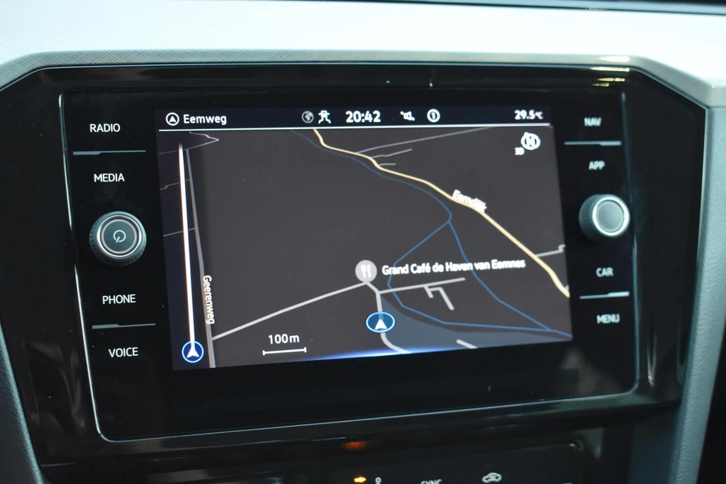 Volkswagen Passat – foto 21