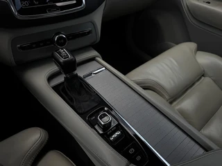 Volvo XC90 – thumbnail 24