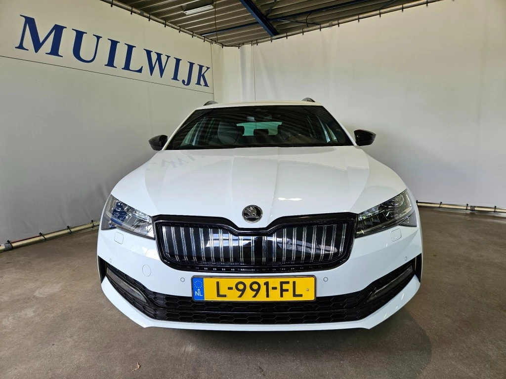 Škoda Superb – foto 15