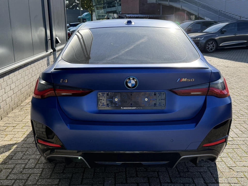 BMW i4 – foto 2
