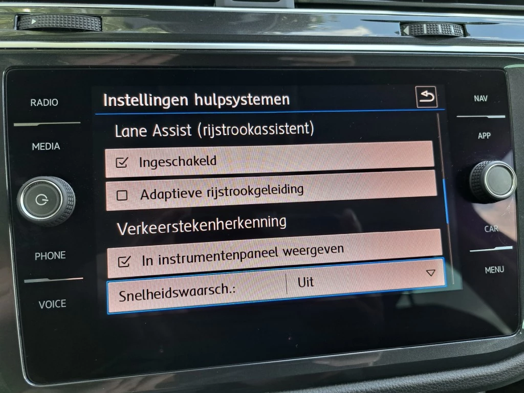 Volkswagen Tiguan – foto 9