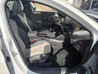 Peugeot 208 – thumbnail 56