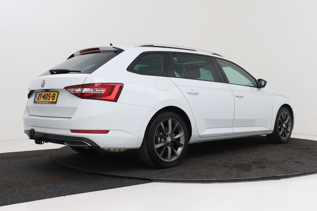 Škoda Superb – foto 6