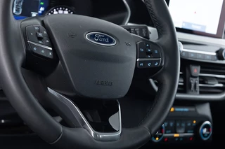 Ford Kuga – thumbnail 13